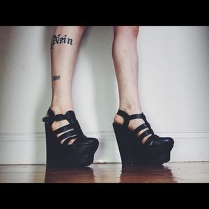 Black Stappy Platform Wedge Sandals Size 5